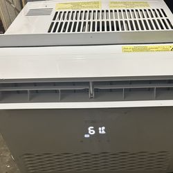 Free air conditioner 10,000 btu