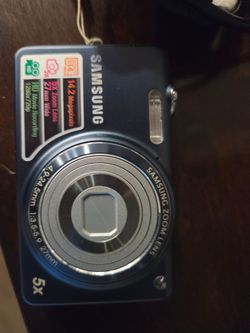 Digital camera