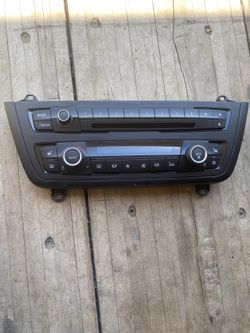 2013-2016 BMW 328i dual-zone automatic climate control panel
