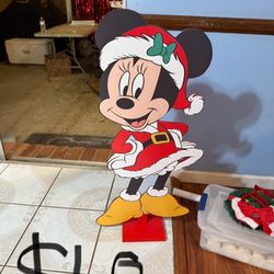 Minnie Mouse Prop