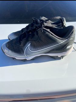 Nike Youth Alpha Huarache Size 2.5