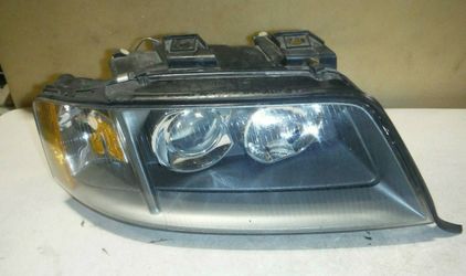 02 03 04 2002 2003 2004 AUDI A4 RIGHT PASSENGER HALOGEN HEADLIGHT HEAD LIGHT LAMP HEADLAMP OEM