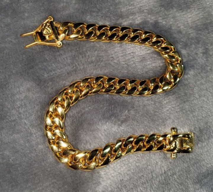Cuban Link Bracelet 18K 8mm 8.5" Thick Plated Wont Tarnish or Green