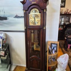 Howard Miller Grandfather Clock 1987