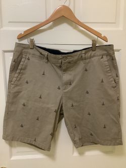 Men’s Khaki Rugby Shorts, Size 38