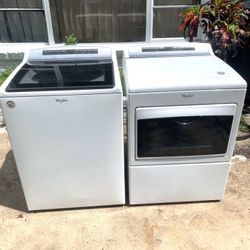 Whirlpool Washer And Dryer Set