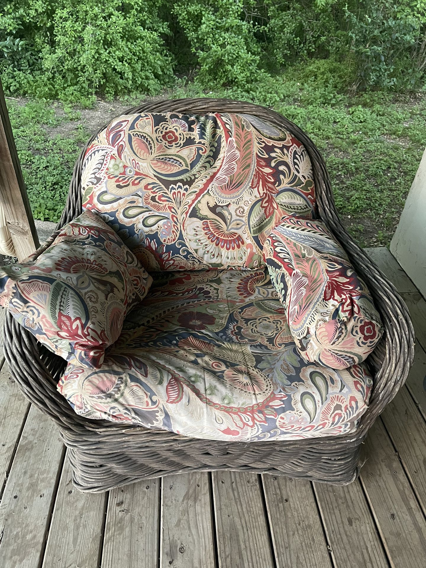 Oversized Outdoor Wicker Lounge Chair 
