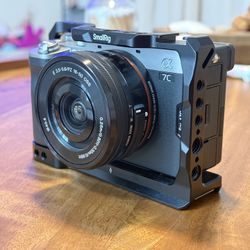 Sony A7C