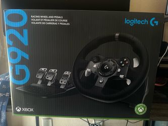 Logitech G920 Racing Wheel and Pedals for Xbox