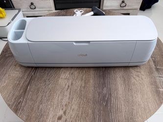 Cricut Maker 3 with Essential Tool Set