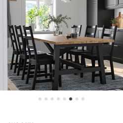Beautiful Dining Room Table And 6 Chairs 