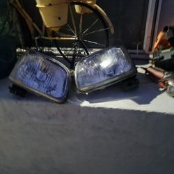1994 Toyota  Tacoma Head Lights 