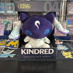Kindred (discontinued) 04 Plush