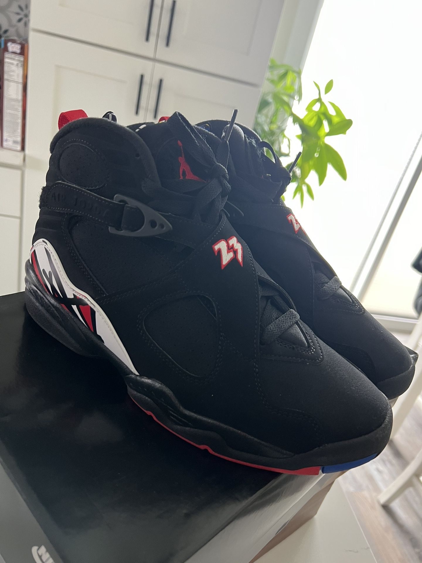 Air JORDAN 8 RETRO size 8