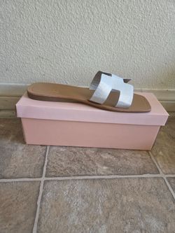Sandalias Size 7 nuevas