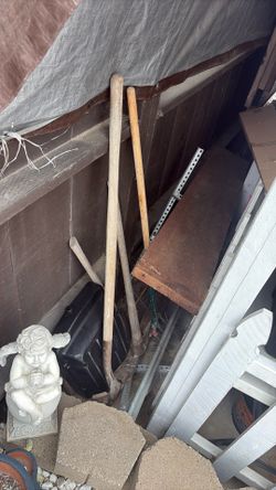Shovel and pickax
