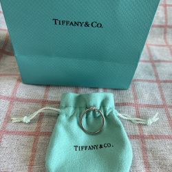 White Gold with Diamonds Bow Tie Ring 