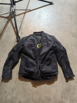 Like new Alpinestars Tech Air motorcycle jacket - size Large