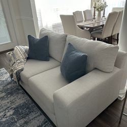 Modern Sleek Sofa & Loveseat