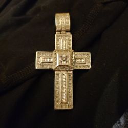 SILVER CROSS PENDENT 