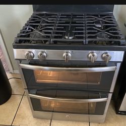 Stove Ge Double Oven 30”