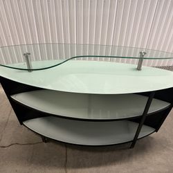 Alcohol Bar/ Cocktail Bar