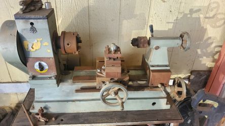 Bench Top Lathe And Table