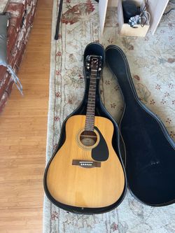 Yamaha full size guitar