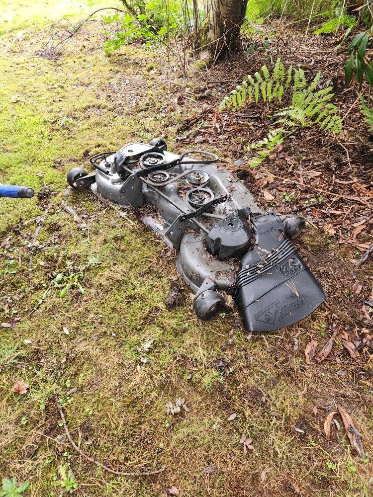 Husqvarna Lawn Tractor
