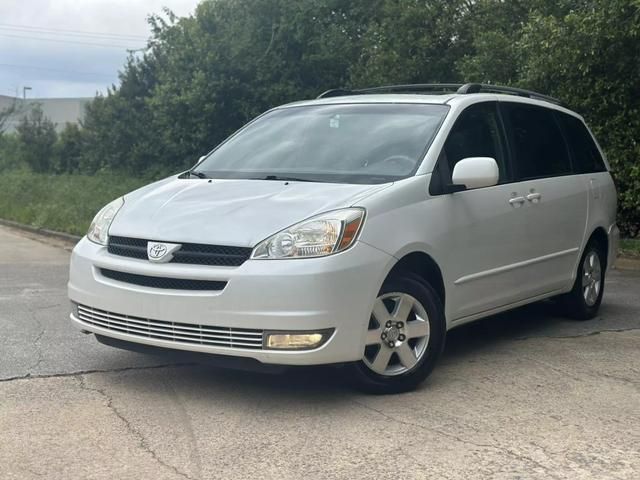 2004 Toyota Sienna