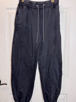 Super comfy! Free People Movement Sweatpant in Black Small