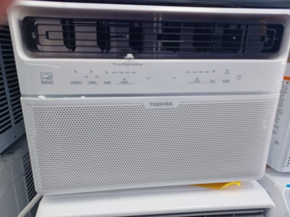 12000btu Windows Ac By Media Smart WiFi. Complete Set New In Box With Warranty