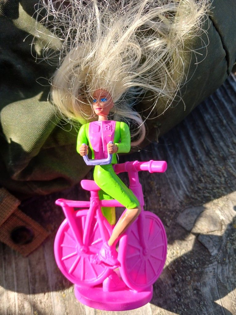1994 Bicycle Barbie 4.5" McDonald's Happy Meal Action Figure Doll #1