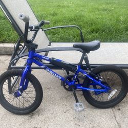 Haro Shredder 12 Kids Beginner Bike!