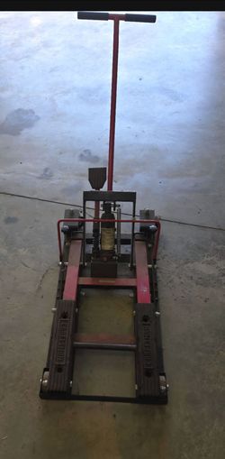 Craftsman 1500 lb Motorcycle / ATV Jack,