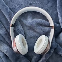 Rose Gold: Beats Headphones