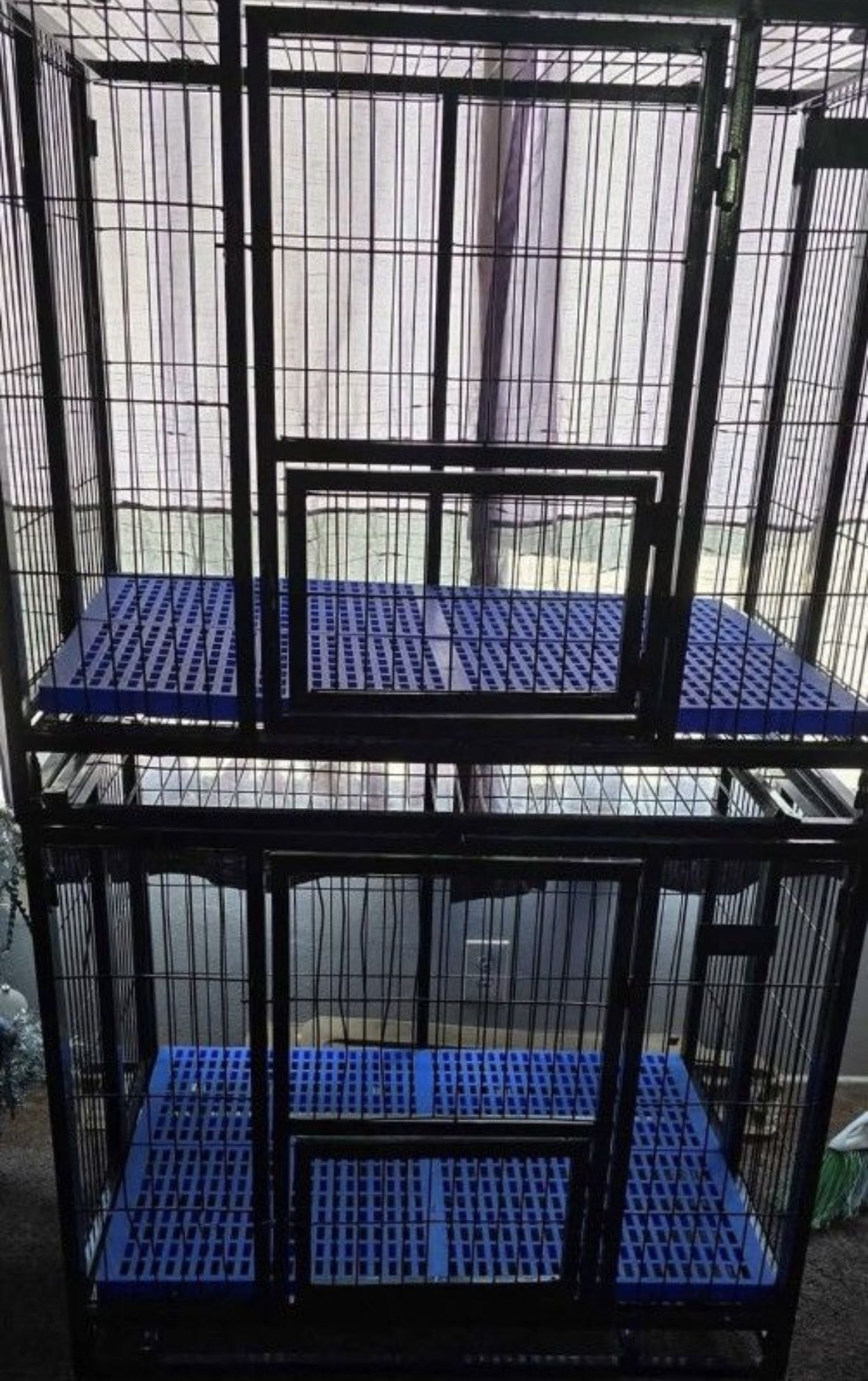 Stackable Dog Kennels