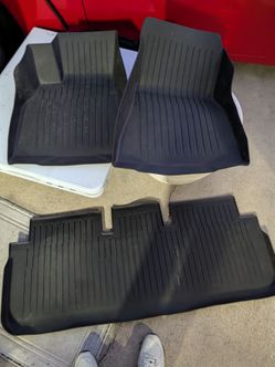 TESLA MODEL Y FLOOR LINER