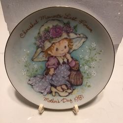 Avon Mothers Day Mini Plates