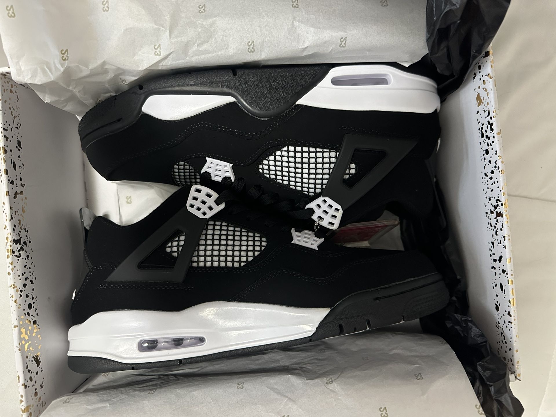 White Thunder Jordan 4s