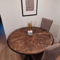 Dining Table And Chairs. Good