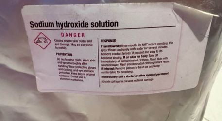 Lye, Sodium Hydroxide, Caustic Soda, Low Moisture, Food Grade (2.87 lb)  High-quality food-grade sodium hydroxide, also known as lye or caustic soda. 