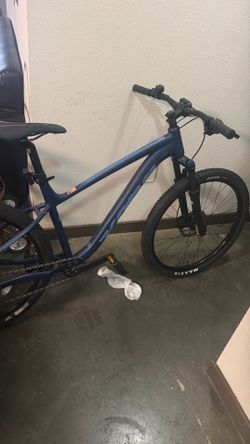 Kent Fire Mountain 27.5” Mountain Bike - Like New - Ridden Once”