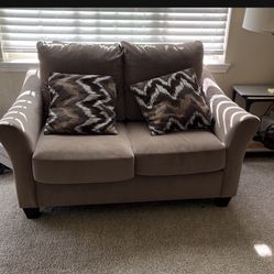 Love Seat 