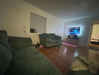 Love seat
