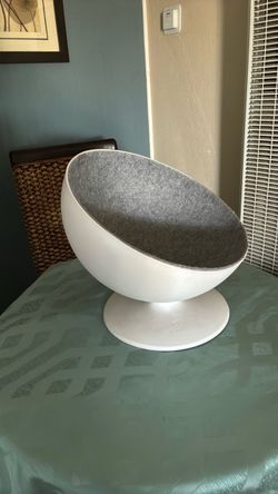 Furry Tail Cat House