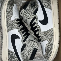 Elephant Print Jordan 1. 2023. Size 9 Mens