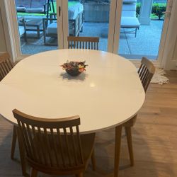 Dining Table With 4 Chairs 