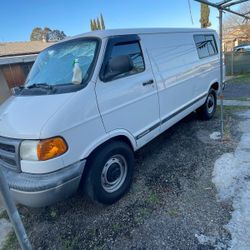 Dodge Ram 2500  Cargo Van 