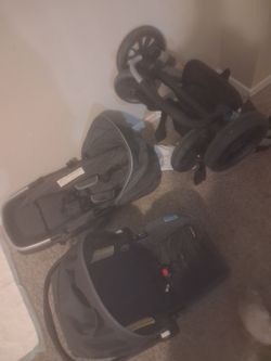 Baby stroller with car seat and Bouncer included